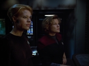extant_StarTrek_VOY_4x08-YearOfHellPart1_03373.jpg