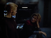 extant_StarTrek_VOY_4x08-YearOfHellPart1_03402.jpg