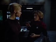 extant_StarTrek_VOY_4x08-YearOfHellPart1_03415.jpg