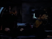 extant_StarTrek_VOY_4x08-YearOfHellPart1_03701.jpg