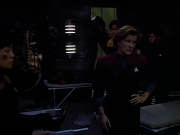 extant_StarTrek_VOY_4x08-YearOfHellPart1_03714.jpg