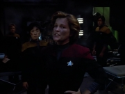 extant_StarTrek_VOY_4x08-YearOfHellPart1_03719.jpg