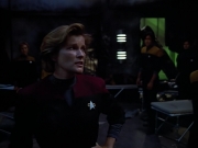 extant_StarTrek_VOY_4x08-YearOfHellPart1_03721.jpg