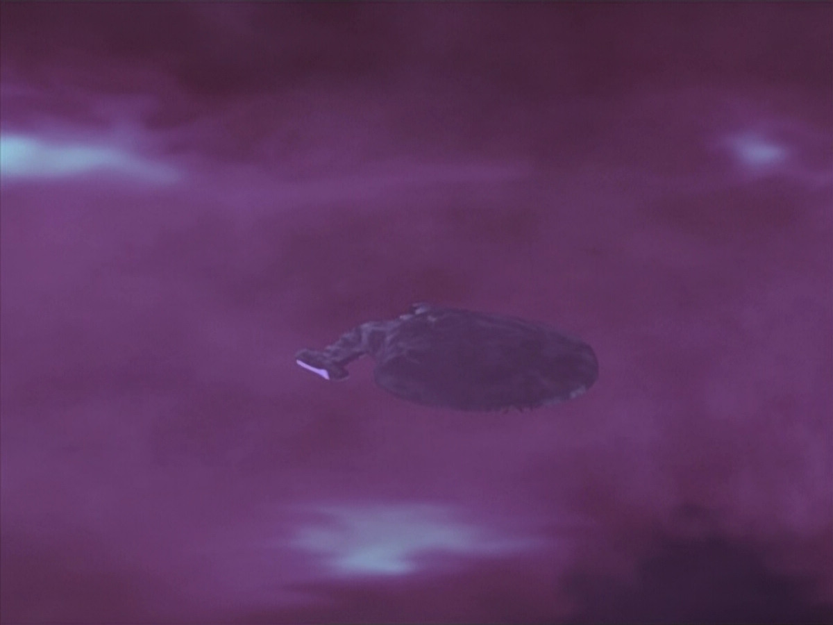 extant_StarTrek_VOY_4x09-YearOfHellPart2_00116.jpg
