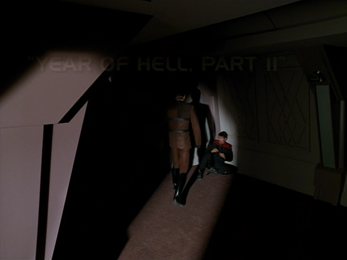 extant_StarTrek_VOY_4x09-YearOfHellPart2_00449.jpg