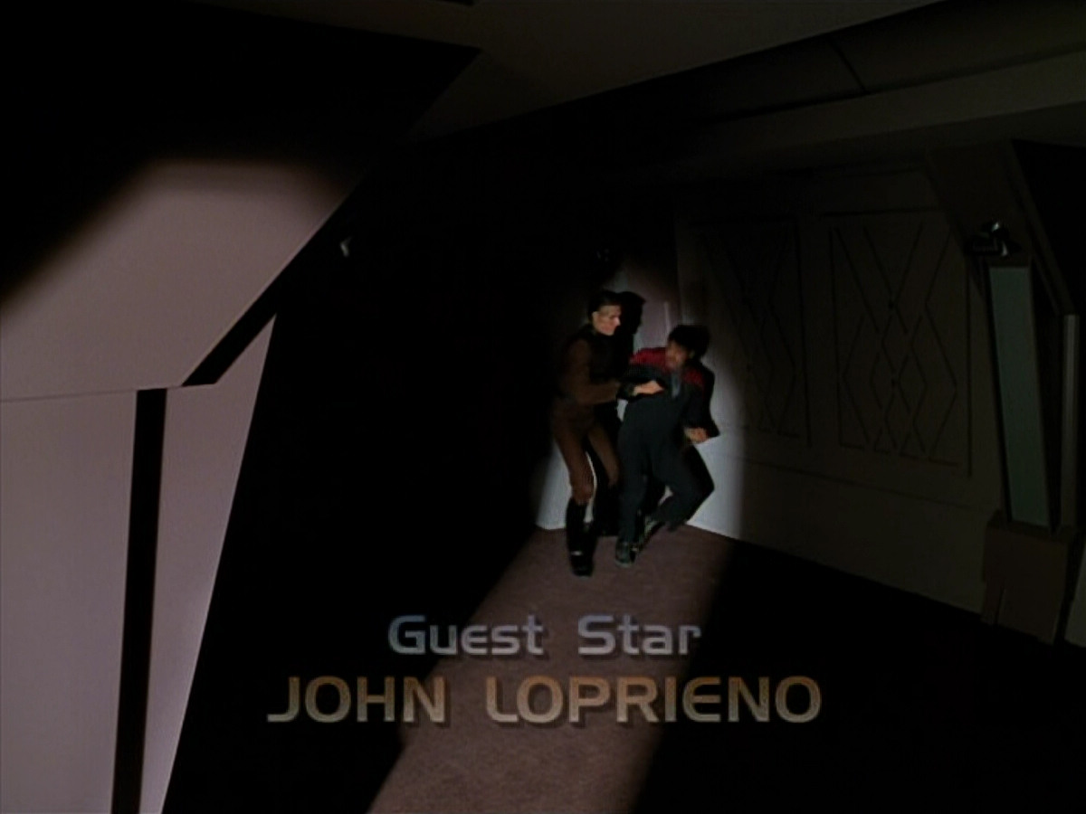 extant_StarTrek_VOY_4x09-YearOfHellPart2_00452.jpg