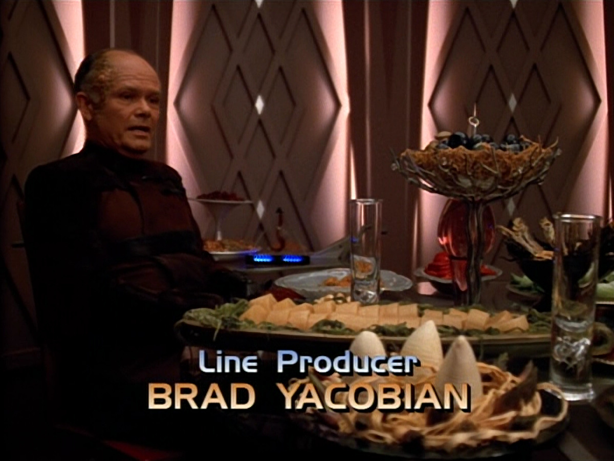extant_StarTrek_VOY_4x09-YearOfHellPart2_00482.jpg