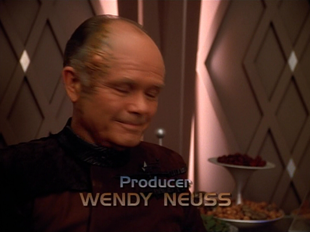 extant_StarTrek_VOY_4x09-YearOfHellPart2_00512.jpg