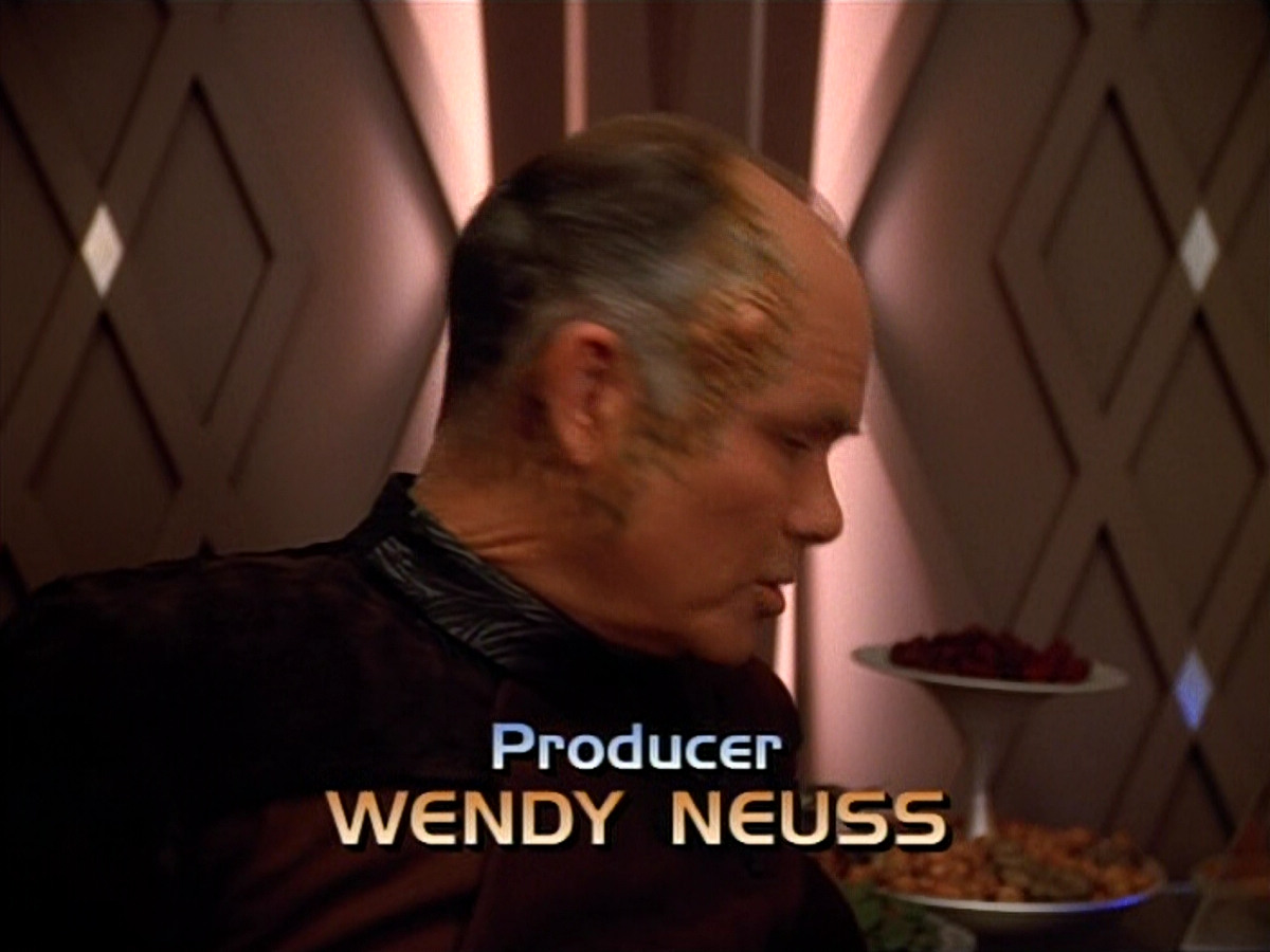 extant_StarTrek_VOY_4x09-YearOfHellPart2_00514.jpg