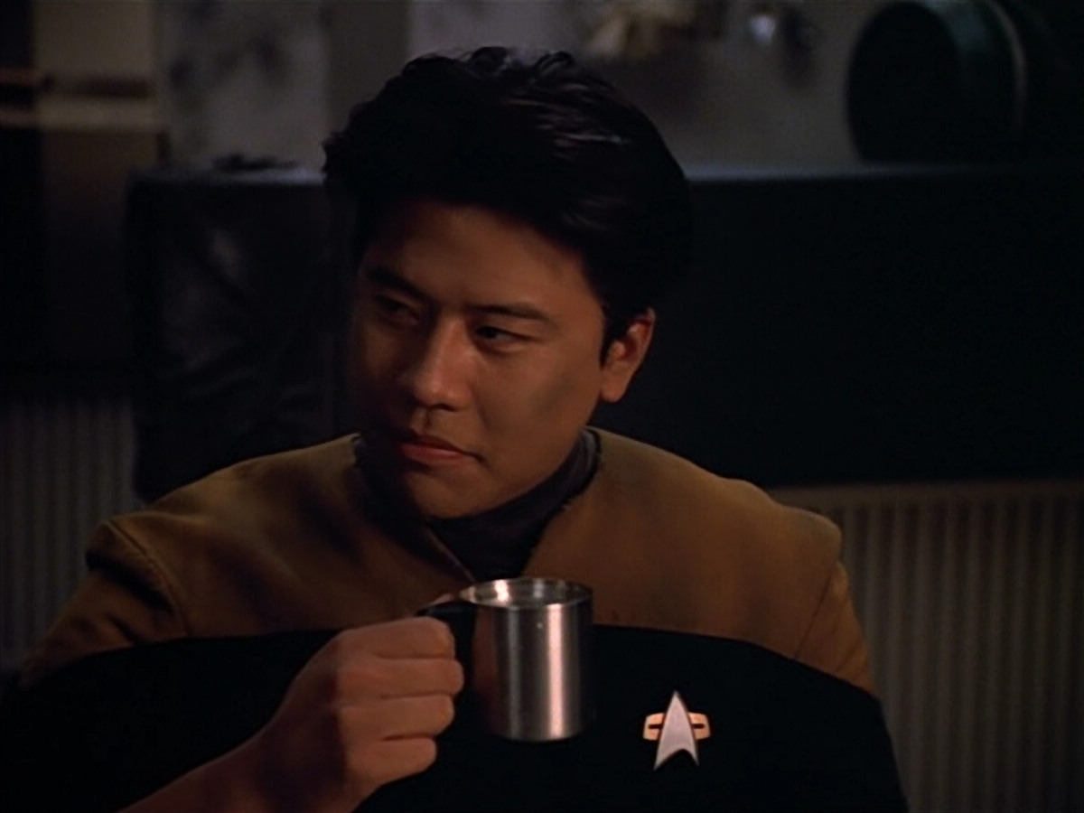extant_StarTrek_VOY_4x09-YearOfHellPart2_00956.jpg