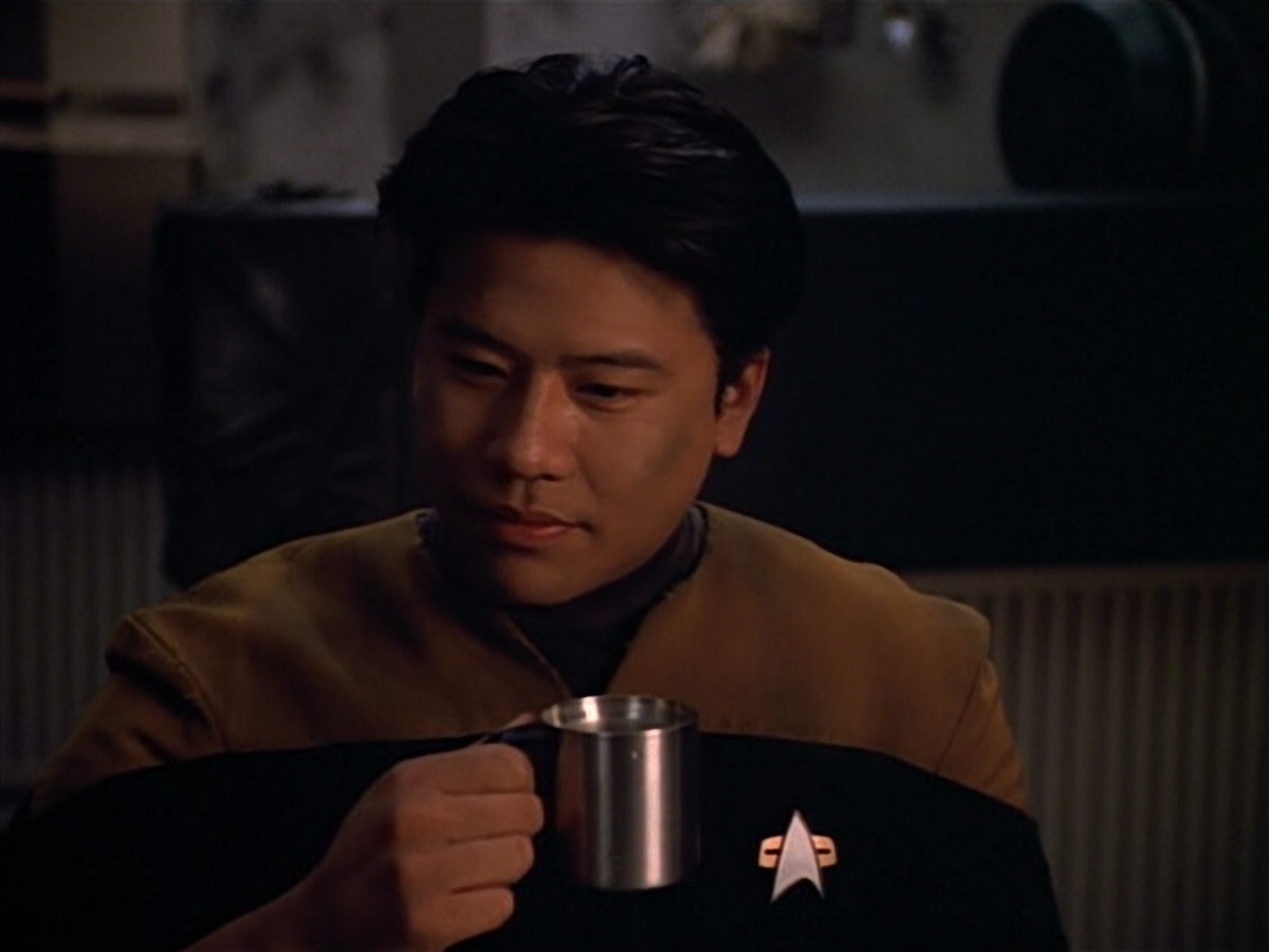extant_StarTrek_VOY_4x09-YearOfHellPart2_00957.jpg