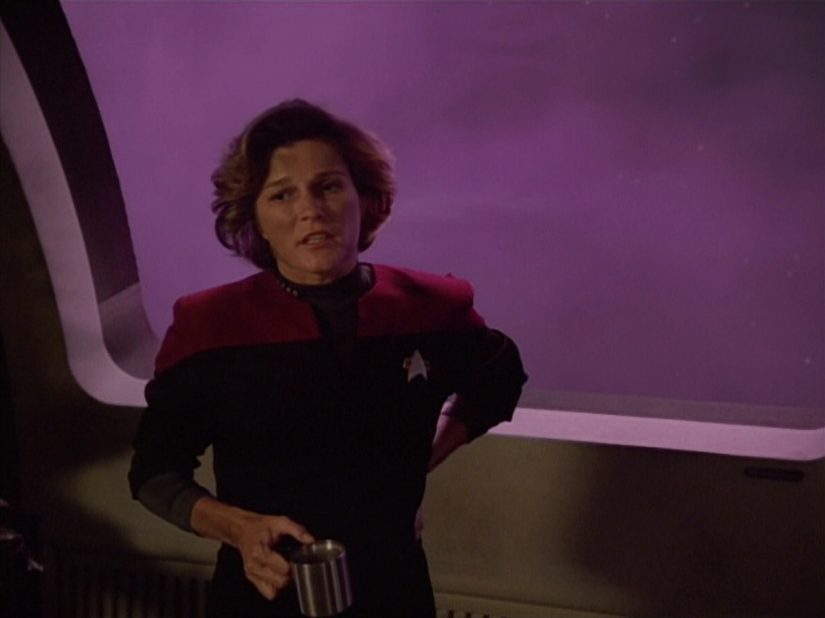 extant_StarTrek_VOY_4x09-YearOfHellPart2_01004.jpg