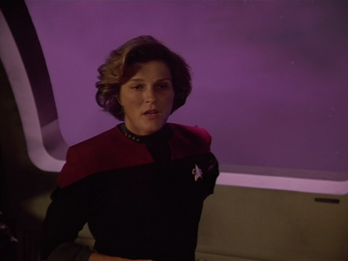 extant_StarTrek_VOY_4x09-YearOfHellPart2_01011.jpg