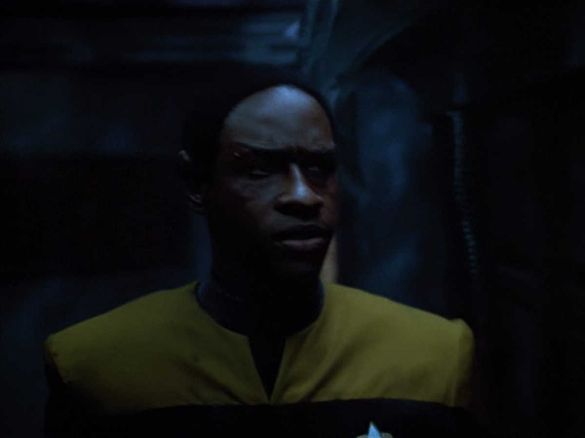 extant_StarTrek_VOY_4x09-YearOfHellPart2_01117.jpg