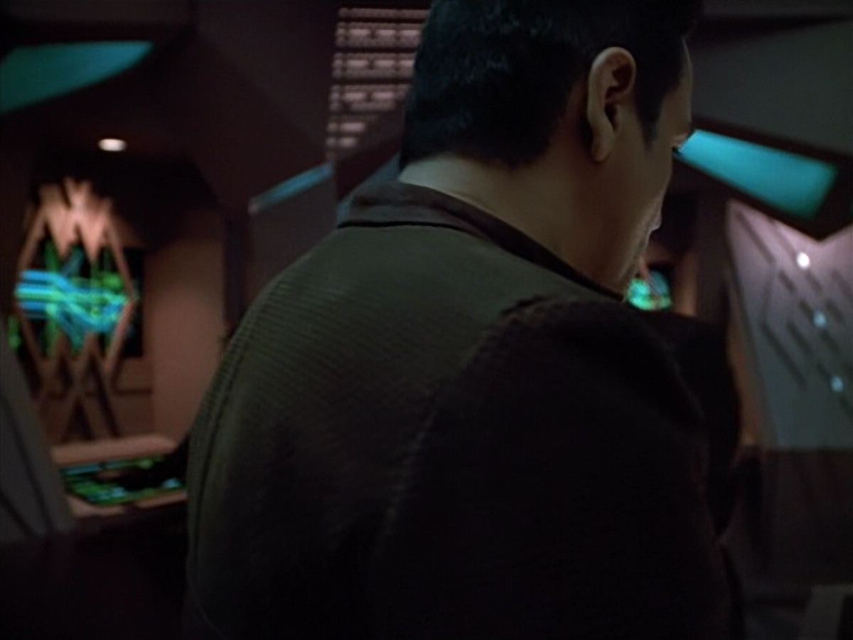 extant_StarTrek_VOY_4x09-YearOfHellPart2_01173.jpg
