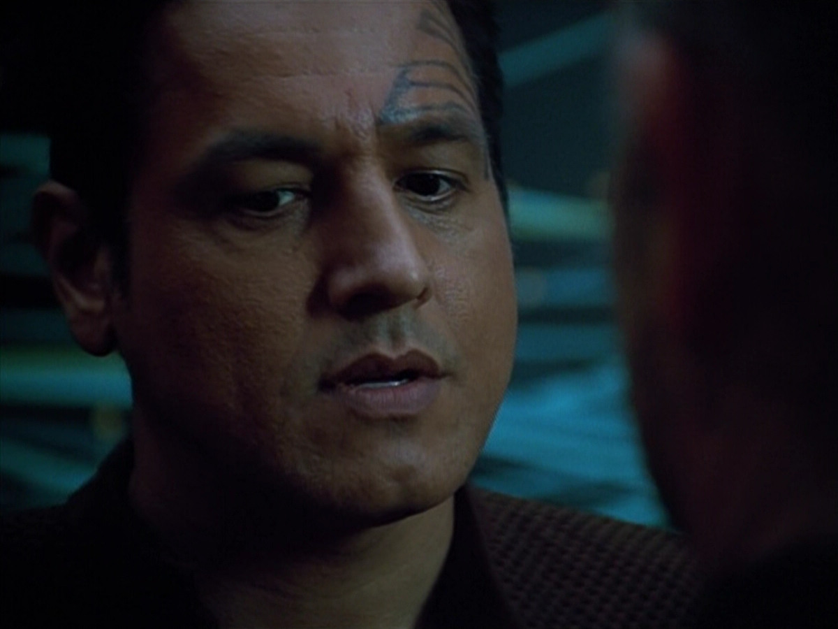 extant_StarTrek_VOY_4x09-YearOfHellPart2_01428.jpg