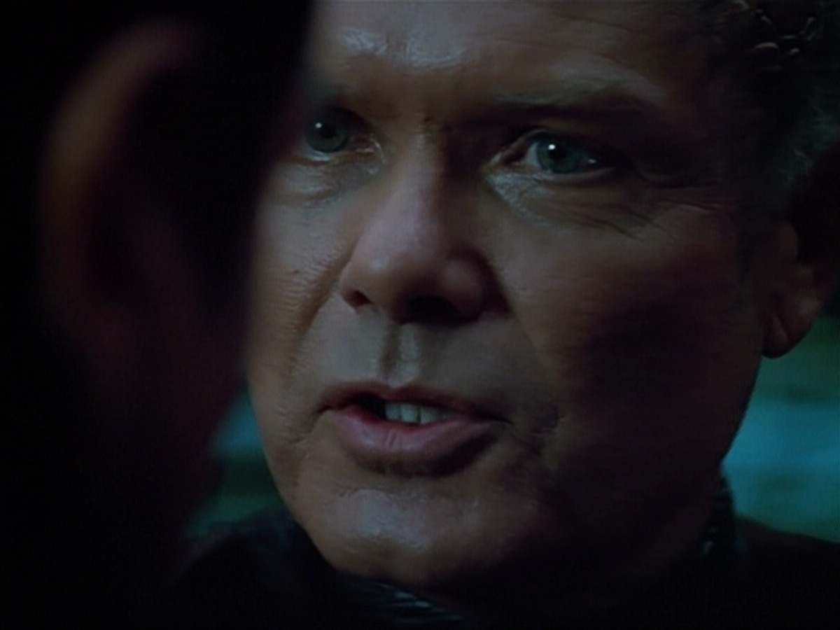 extant_StarTrek_VOY_4x09-YearOfHellPart2_01446.jpg
