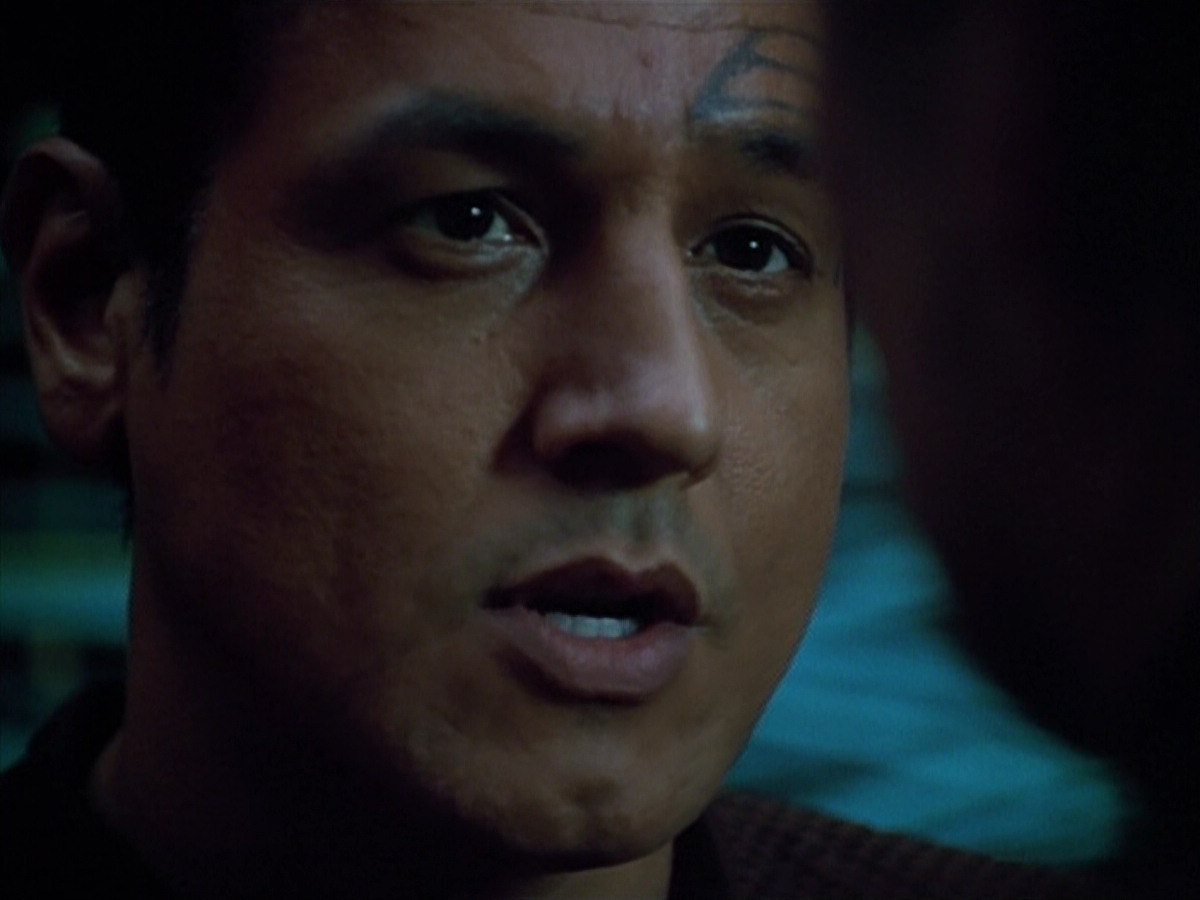 extant_StarTrek_VOY_4x09-YearOfHellPart2_01460.jpg