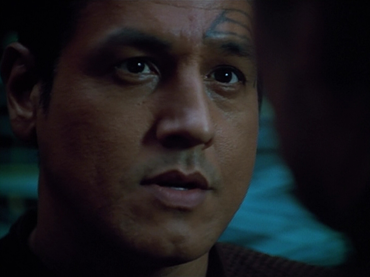 extant_StarTrek_VOY_4x09-YearOfHellPart2_01461.jpg