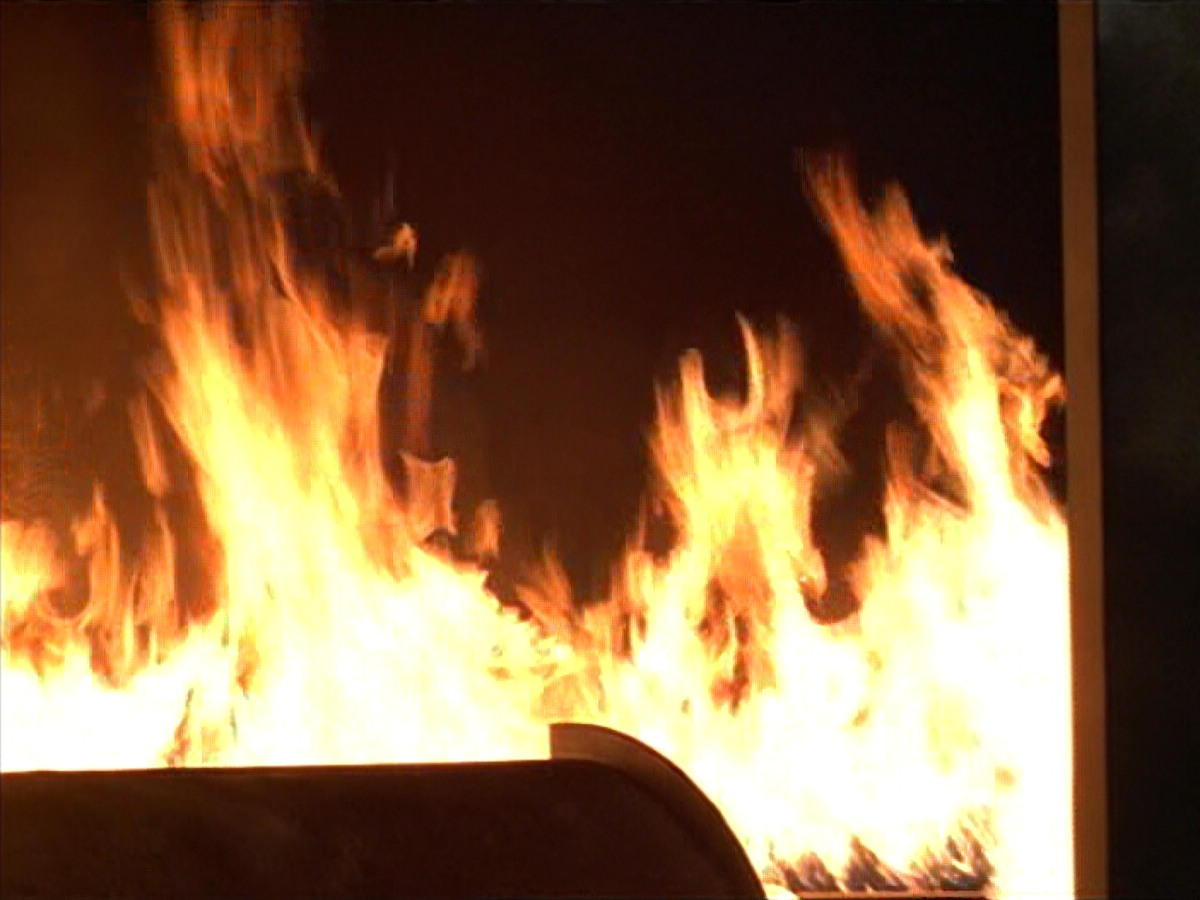 extant_StarTrek_VOY_4x09-YearOfHellPart2_01557.jpg