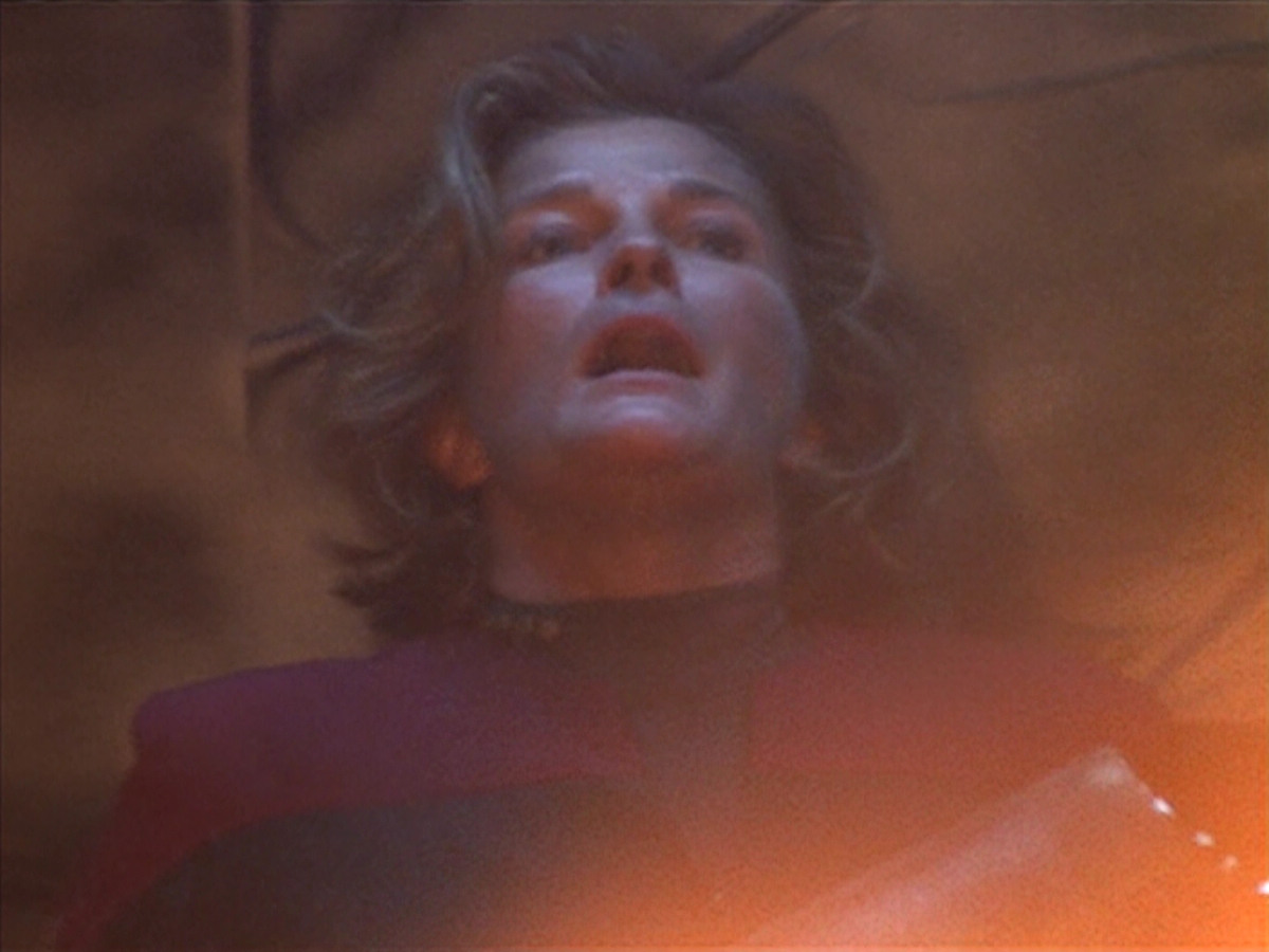 extant_StarTrek_VOY_4x09-YearOfHellPart2_01584.jpg