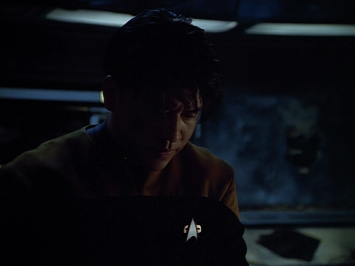 extant_StarTrek_VOY_4x09-YearOfHellPart2_01591.jpg