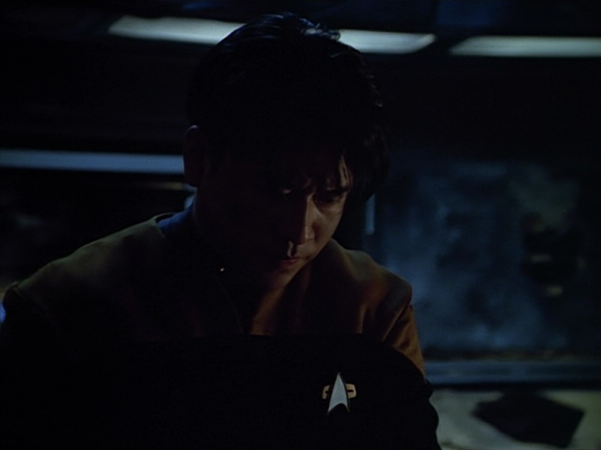 extant_StarTrek_VOY_4x09-YearOfHellPart2_01592.jpg