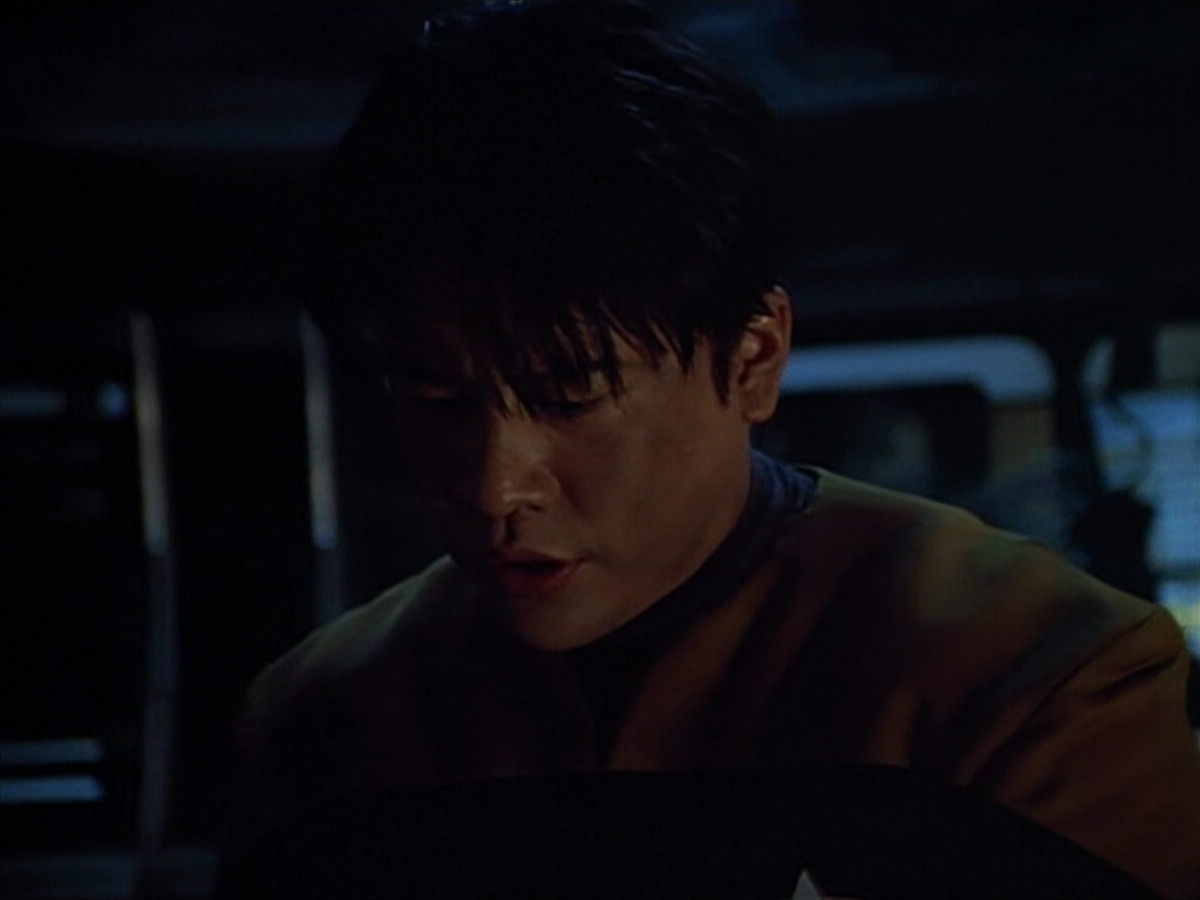 extant_StarTrek_VOY_4x09-YearOfHellPart2_01605.jpg