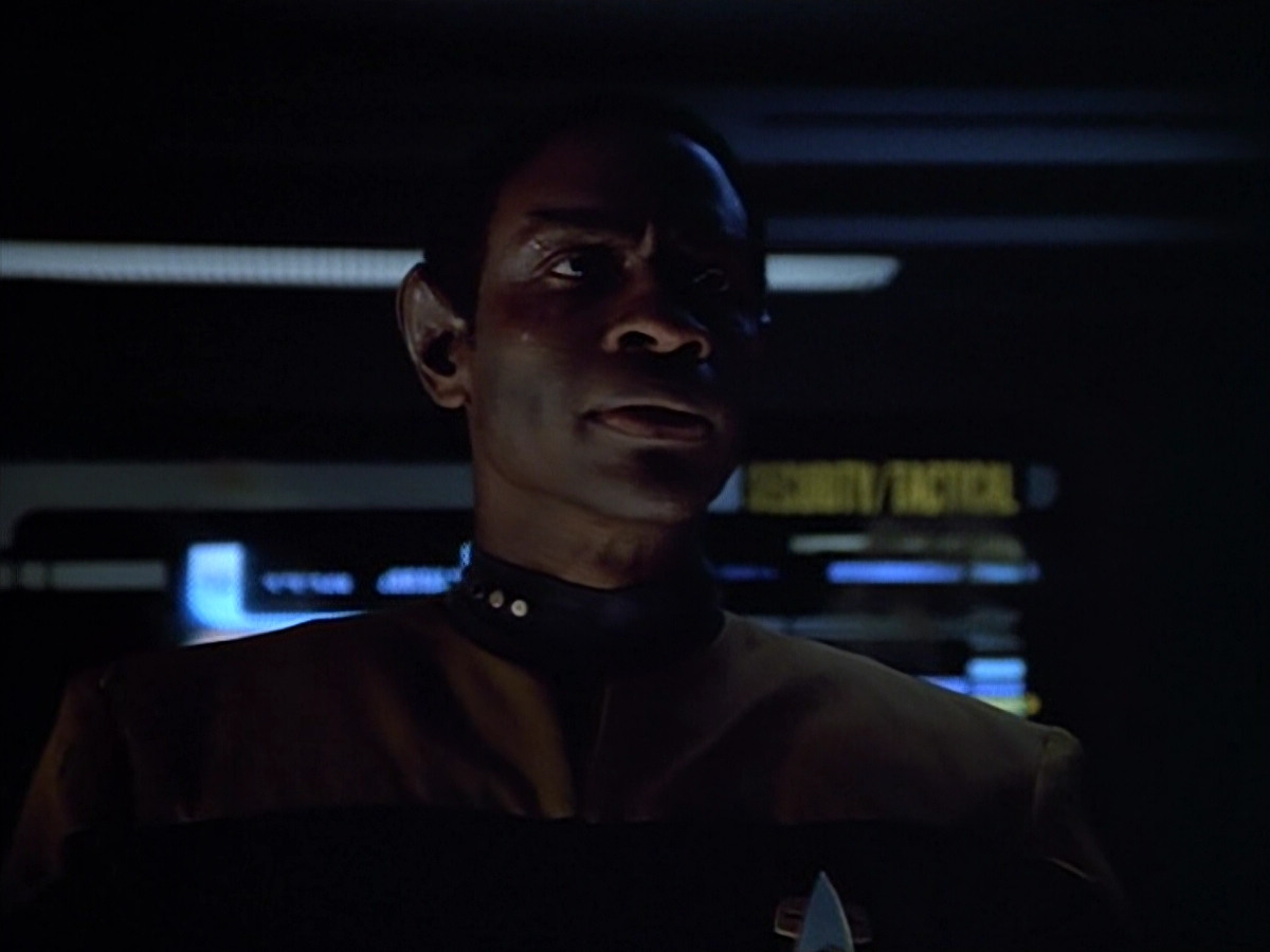 extant_StarTrek_VOY_4x09-YearOfHellPart2_01613.jpg
