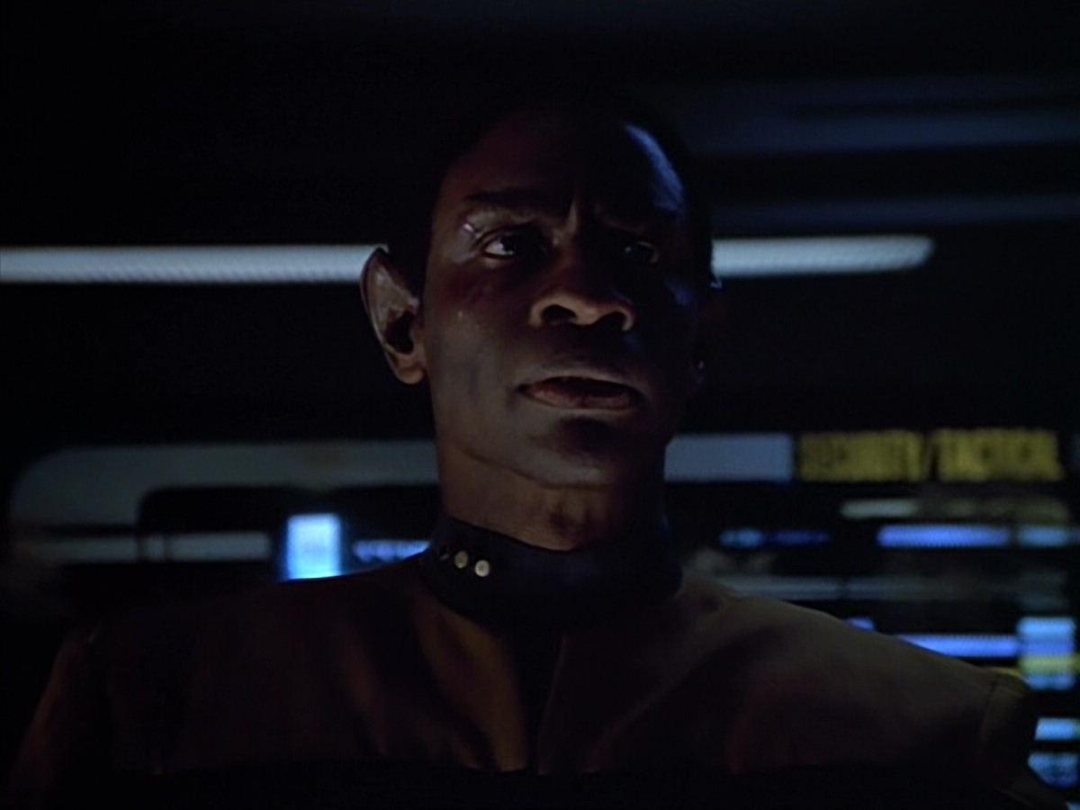extant_StarTrek_VOY_4x09-YearOfHellPart2_01614.jpg