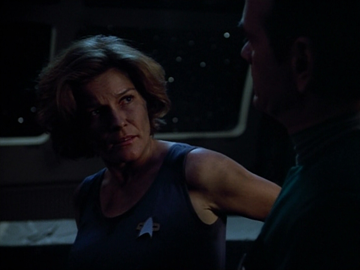 extant_StarTrek_VOY_4x09-YearOfHellPart2_01732.jpg