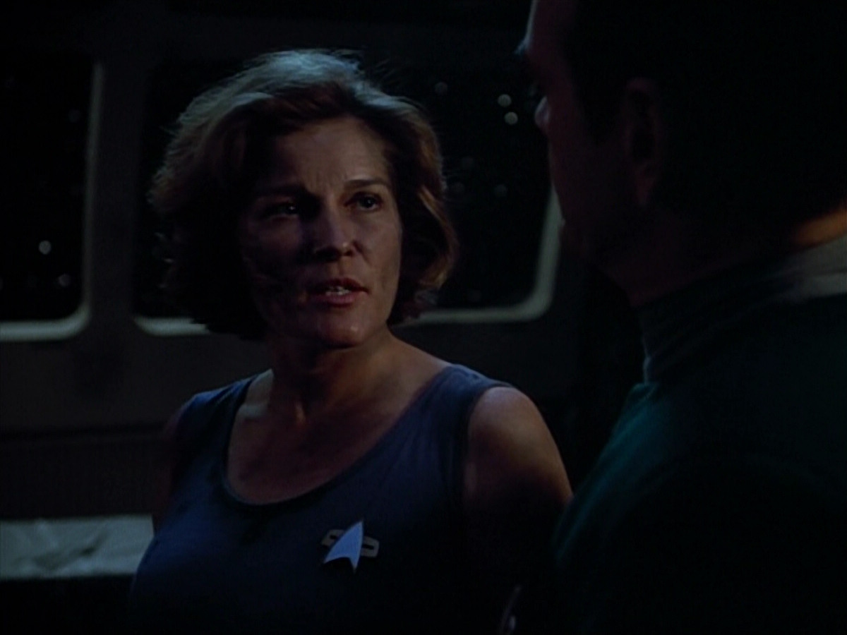 extant_StarTrek_VOY_4x09-YearOfHellPart2_01749.jpg