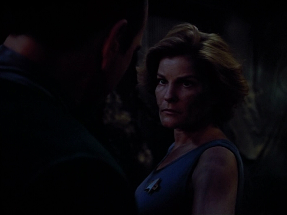 extant_StarTrek_VOY_4x09-YearOfHellPart2_01770.jpg