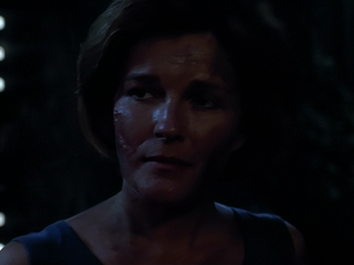 extant_StarTrek_VOY_4x09-YearOfHellPart2_01881.jpg