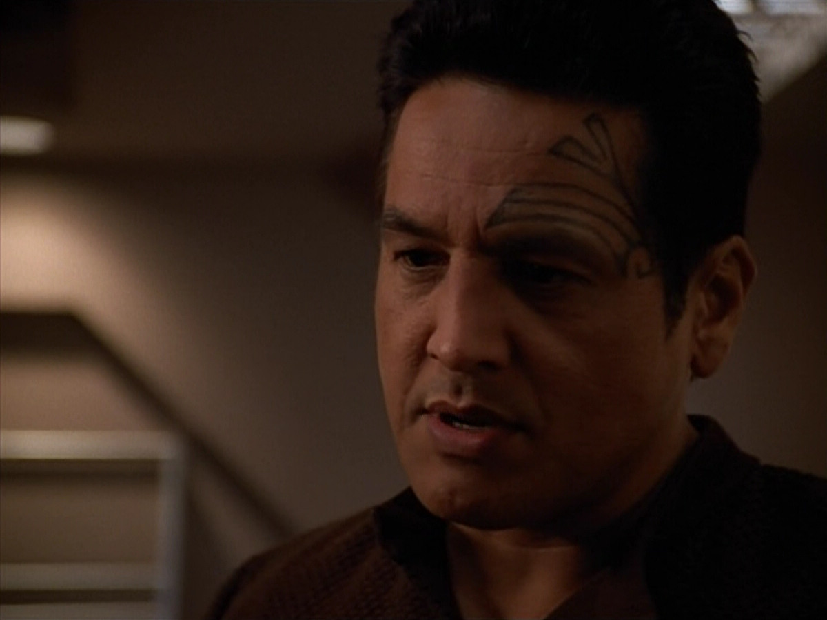 extant_StarTrek_VOY_4x09-YearOfHellPart2_02252.jpg