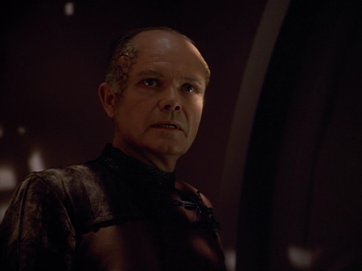 extant_StarTrek_VOY_4x09-YearOfHellPart2_02521.jpg