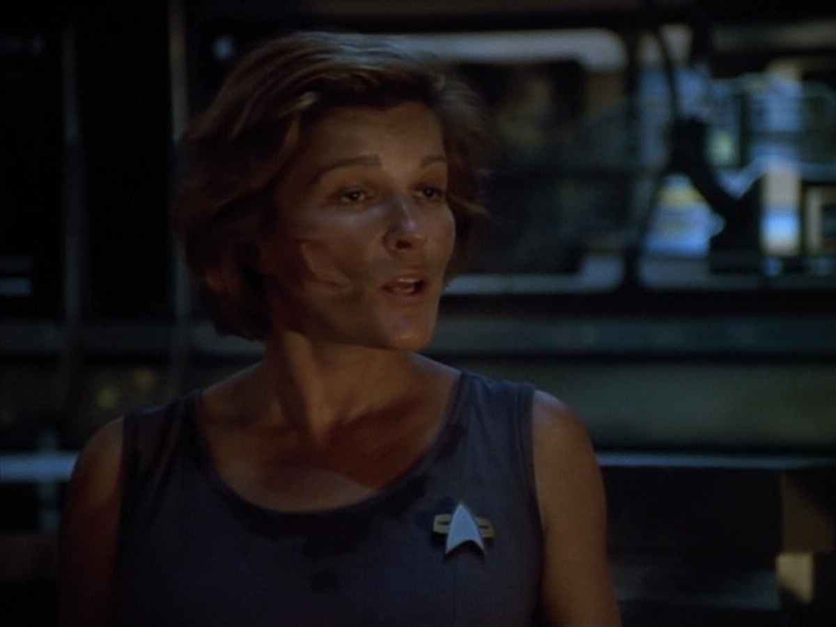 extant_StarTrek_VOY_4x09-YearOfHellPart2_02939.jpg