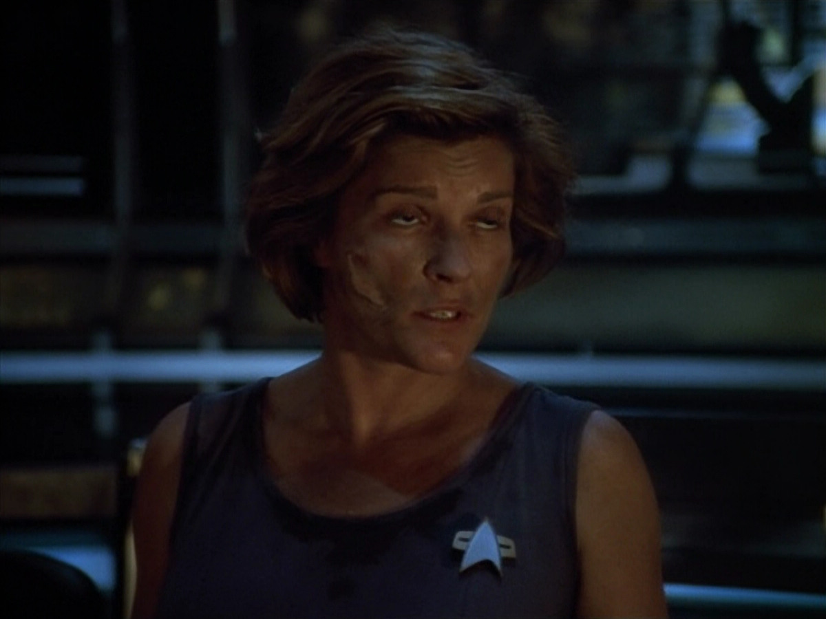 extant_StarTrek_VOY_4x09-YearOfHellPart2_02949.jpg