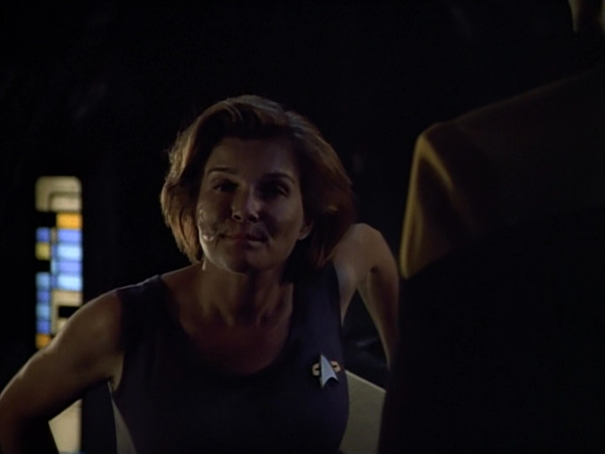 extant_StarTrek_VOY_4x09-YearOfHellPart2_03064.jpg