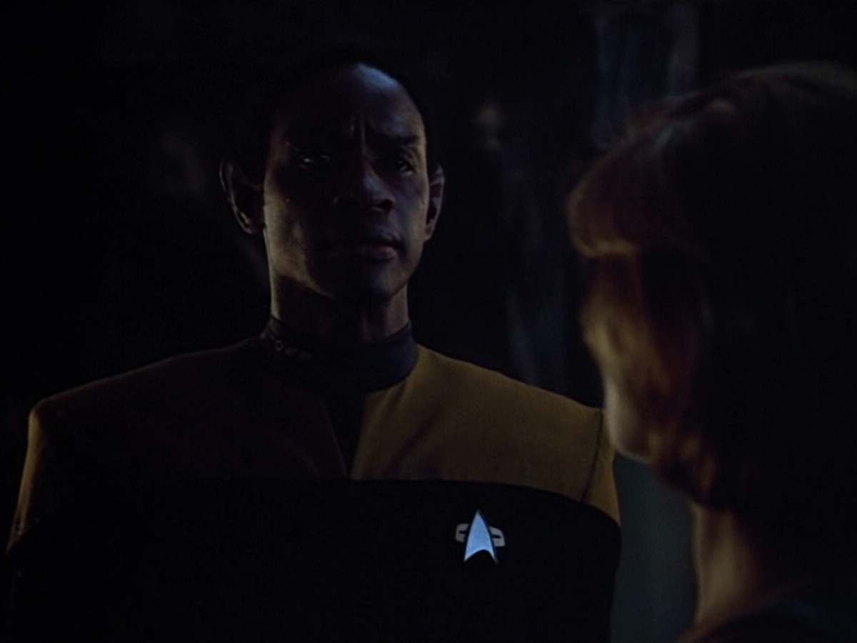 extant_StarTrek_VOY_4x09-YearOfHellPart2_03099.jpg