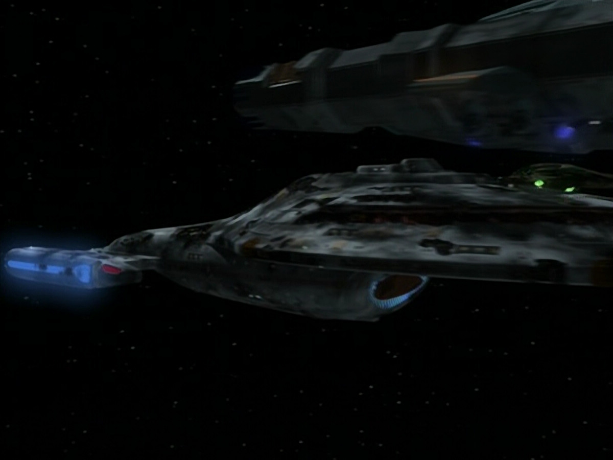 extant_StarTrek_VOY_4x09-YearOfHellPart2_03215.jpg