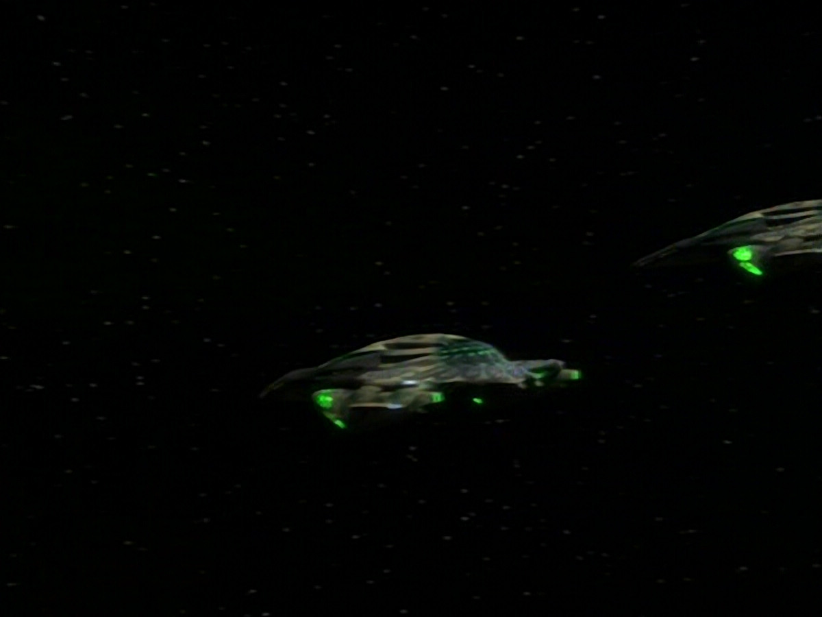 extant_StarTrek_VOY_4x09-YearOfHellPart2_03369.jpg