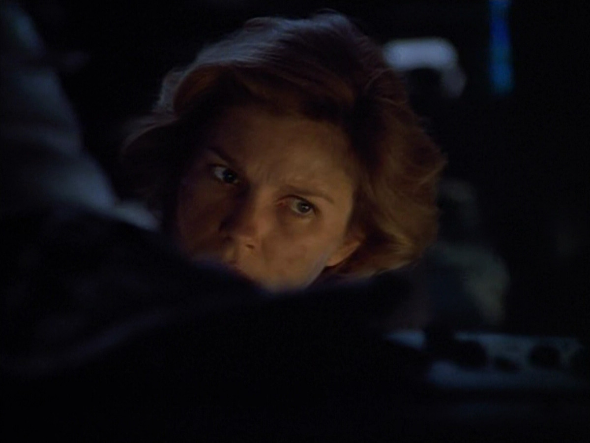 extant_StarTrek_VOY_4x09-YearOfHellPart2_03456.jpg