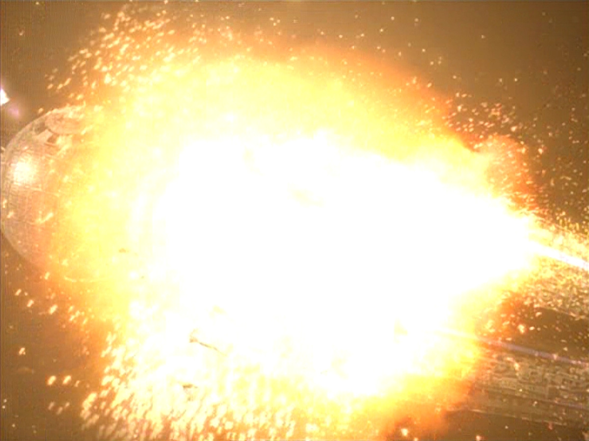 extant_StarTrek_VOY_4x09-YearOfHellPart2_03619.jpg