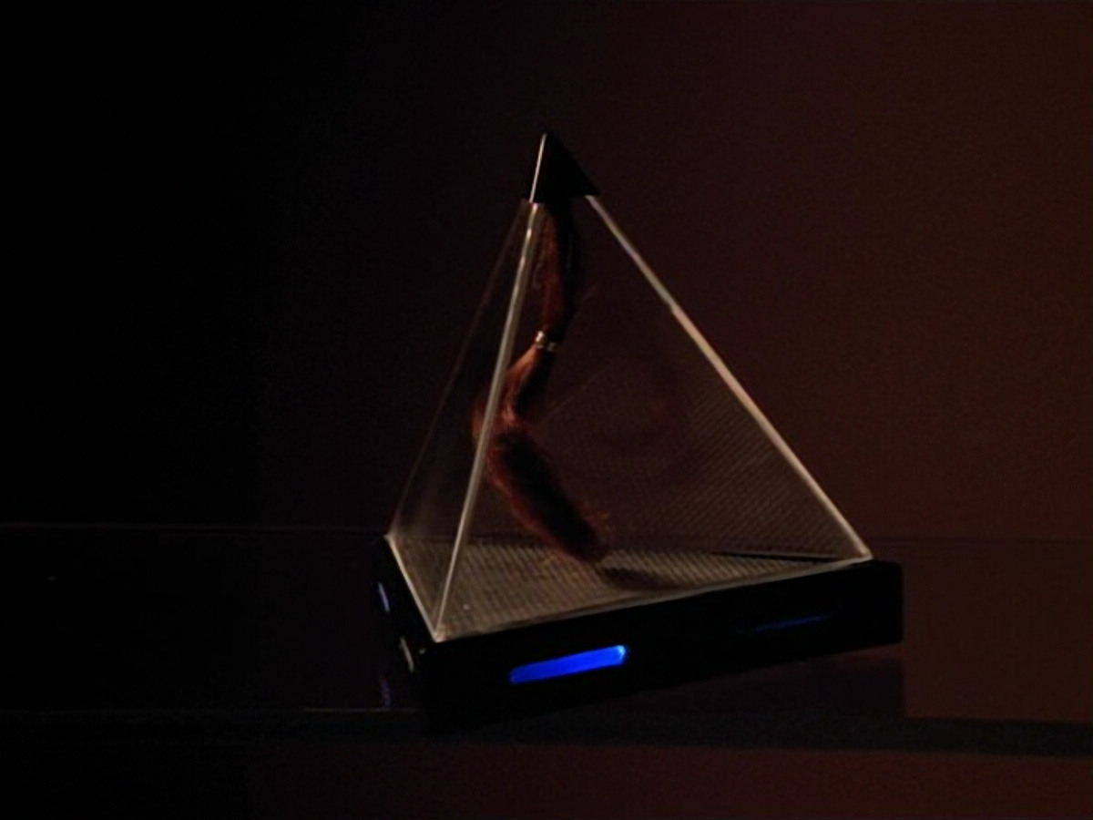 extant_StarTrek_VOY_4x09-YearOfHellPart2_03646.jpg
