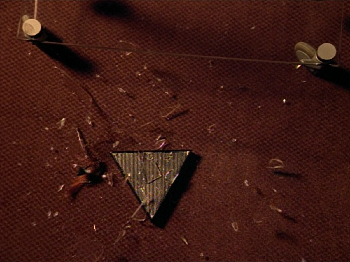 extant_StarTrek_VOY_4x09-YearOfHellPart2_03651.jpg