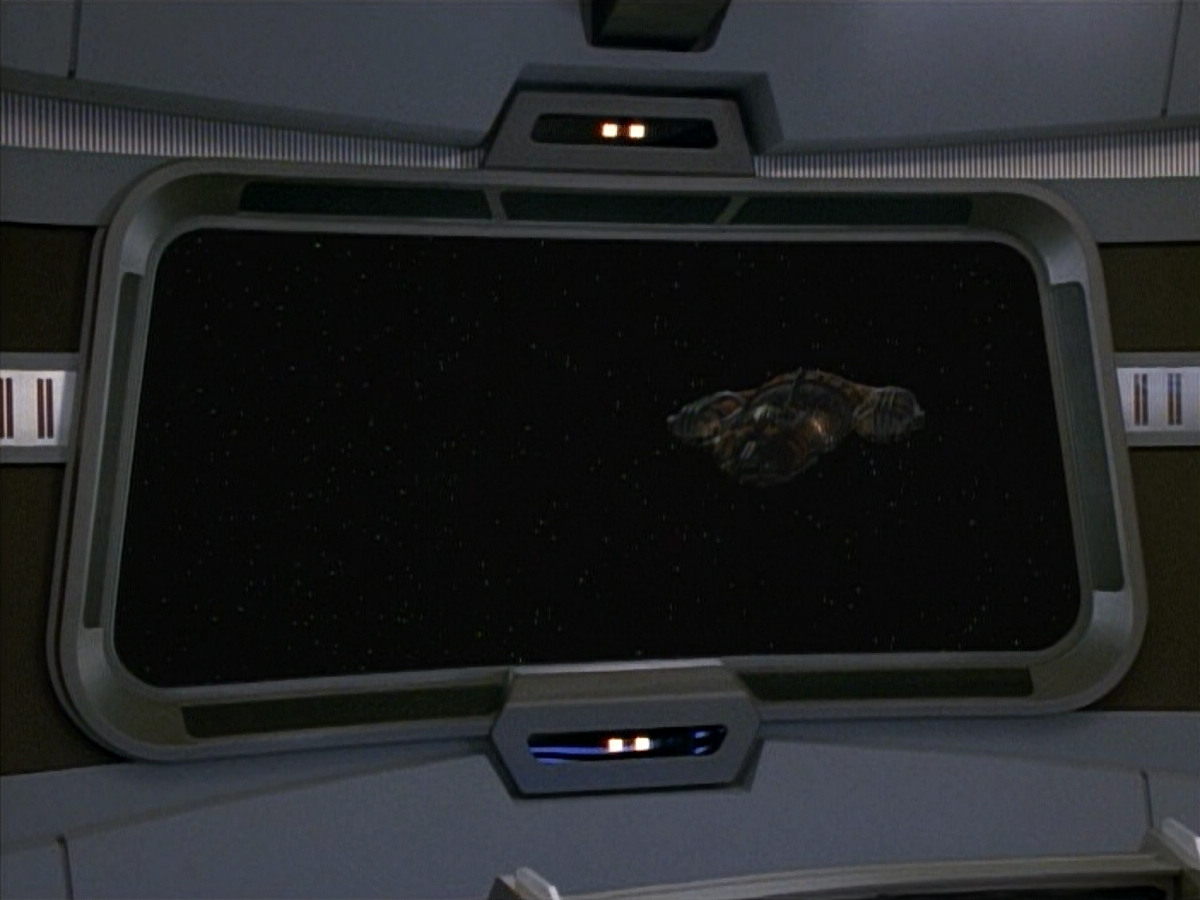 extant_StarTrek_VOY_4x09-YearOfHellPart2_03706.jpg