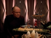 extant_StarTrek_VOY_4x09-YearOfHellPart2_00601.jpg
