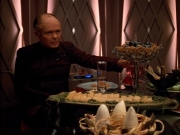 extant_StarTrek_VOY_4x09-YearOfHellPart2_00638.jpg
