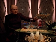 extant_StarTrek_VOY_4x09-YearOfHellPart2_00639.jpg